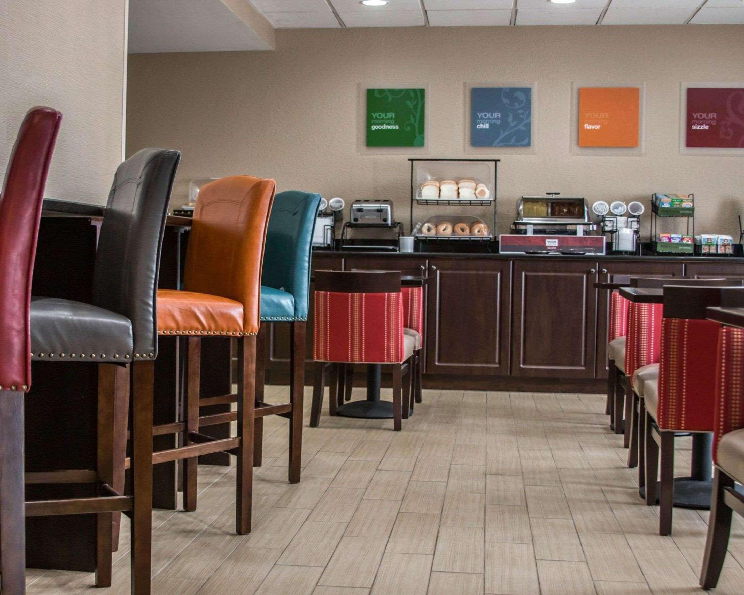 Comfort Inn Warren Exteriör bild